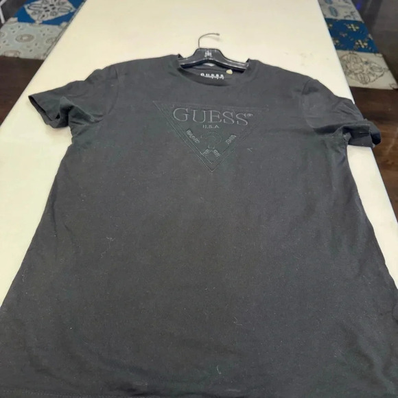 Guess Men's Embossed Quilted Logo Jet Black T-Shirt Small - Picture 8 of 9